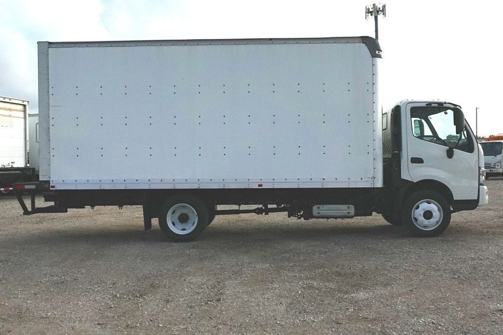 2020 HINO 195 (18ft Box with Step Bumper) - 22528810 - 6