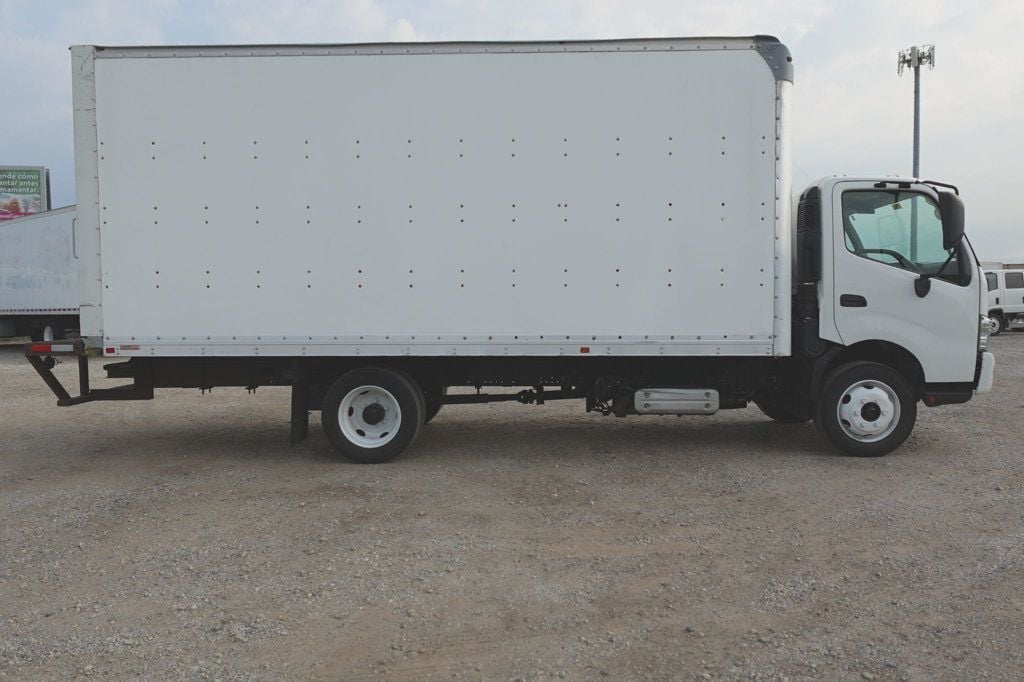 2020 HINO 195 (18ft Box with Step Bumper) - 22548514 - 6