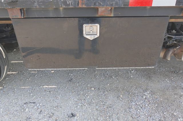 2020 HINO 195 (21ft Stakebed with Lift Gate) - 23060250 - 16