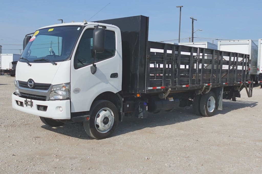 2020 HINO 195 (21ft Stakebed with Lift Gate) - 23060250 - 2
