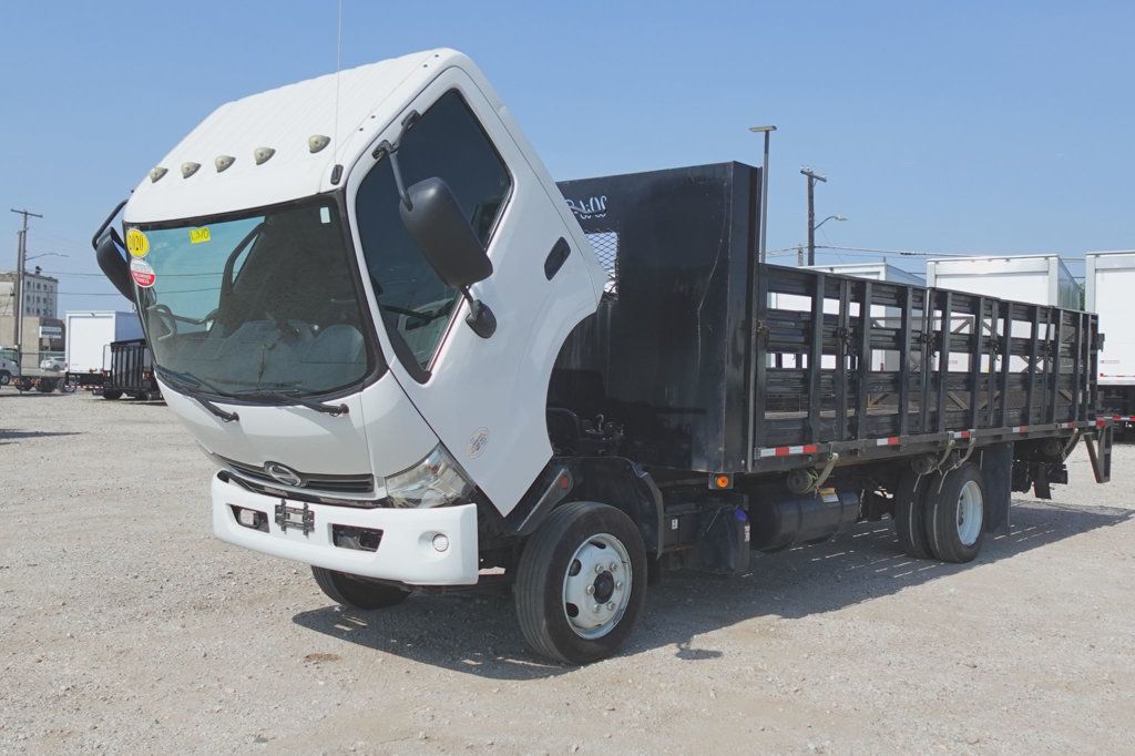 2020 HINO 195 (21ft Stakebed with Lift Gate) - 23060250 - 37
