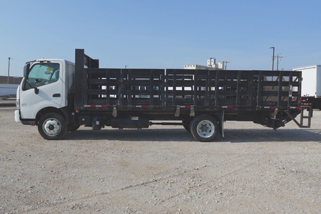 2020 HINO 195 (21ft Stakebed with Lift Gate) - 23060250 - 3