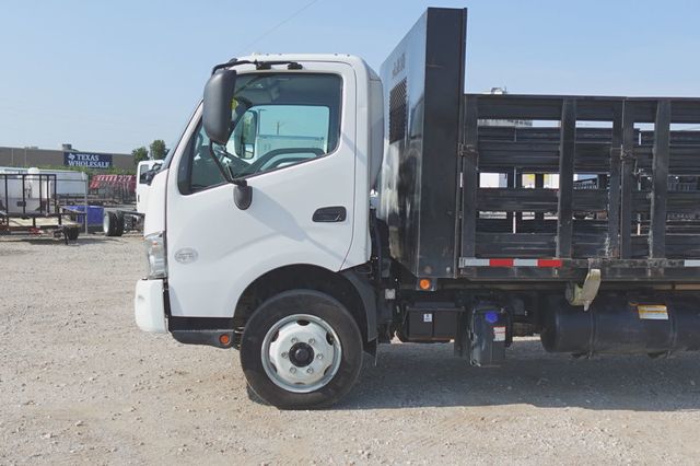 2020 HINO 195 (21ft Stakebed with Lift Gate) - 23060250 - 5