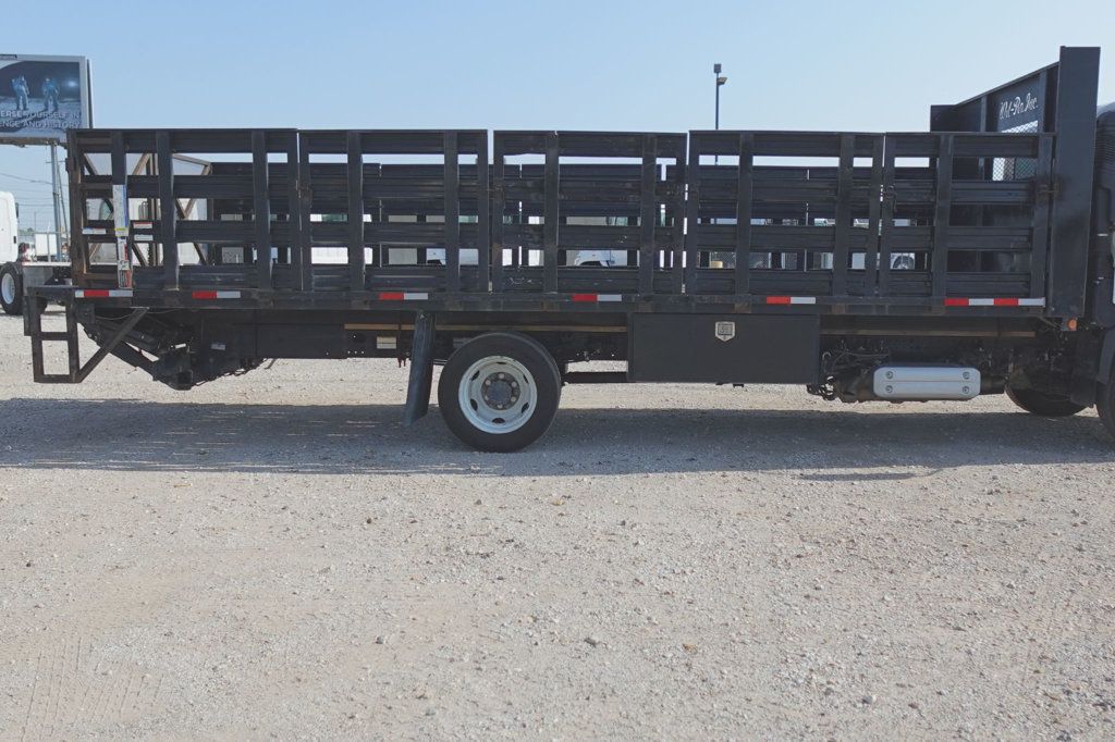 2020 HINO 195 (21ft Stakebed with Lift Gate) - 23060250 - 7