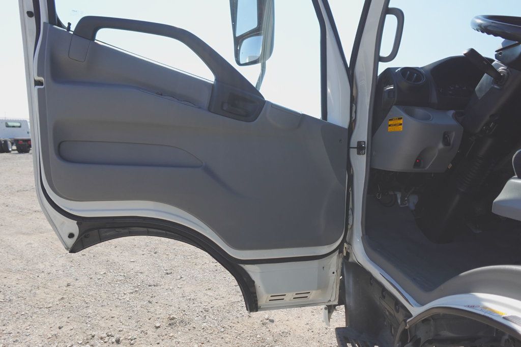 2020 HINO 195 (21ft Stakebed with Lift Gate) - 23062622 - 18