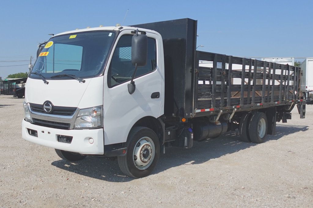 2020 HINO 195 (21ft Stakebed with Lift Gate) - 23062622 - 2