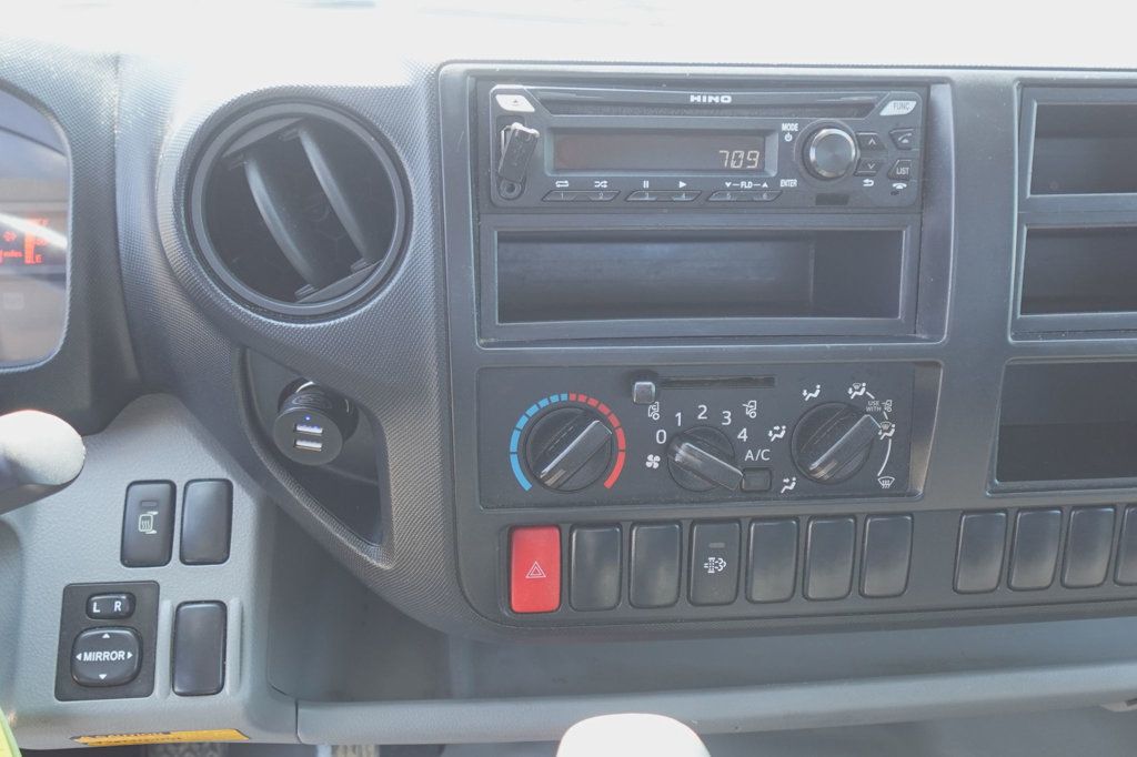 2020 HINO 195 (21ft Stakebed with Lift Gate) - 23062622 - 34