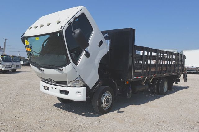 2020 HINO 195 (21ft Stakebed with Lift Gate) - 23062622 - 37
