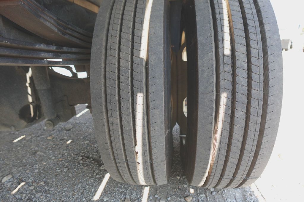 2020 HINO 195 (21ft Stakebed with Lift Gate) - 23062622 - 43
