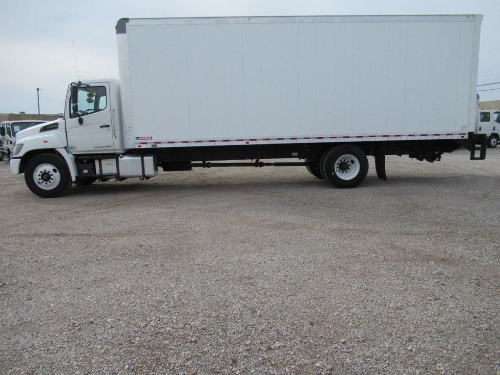 2020 HINO 268 (26ft Box with Lift Gate) - 22327047 - 3