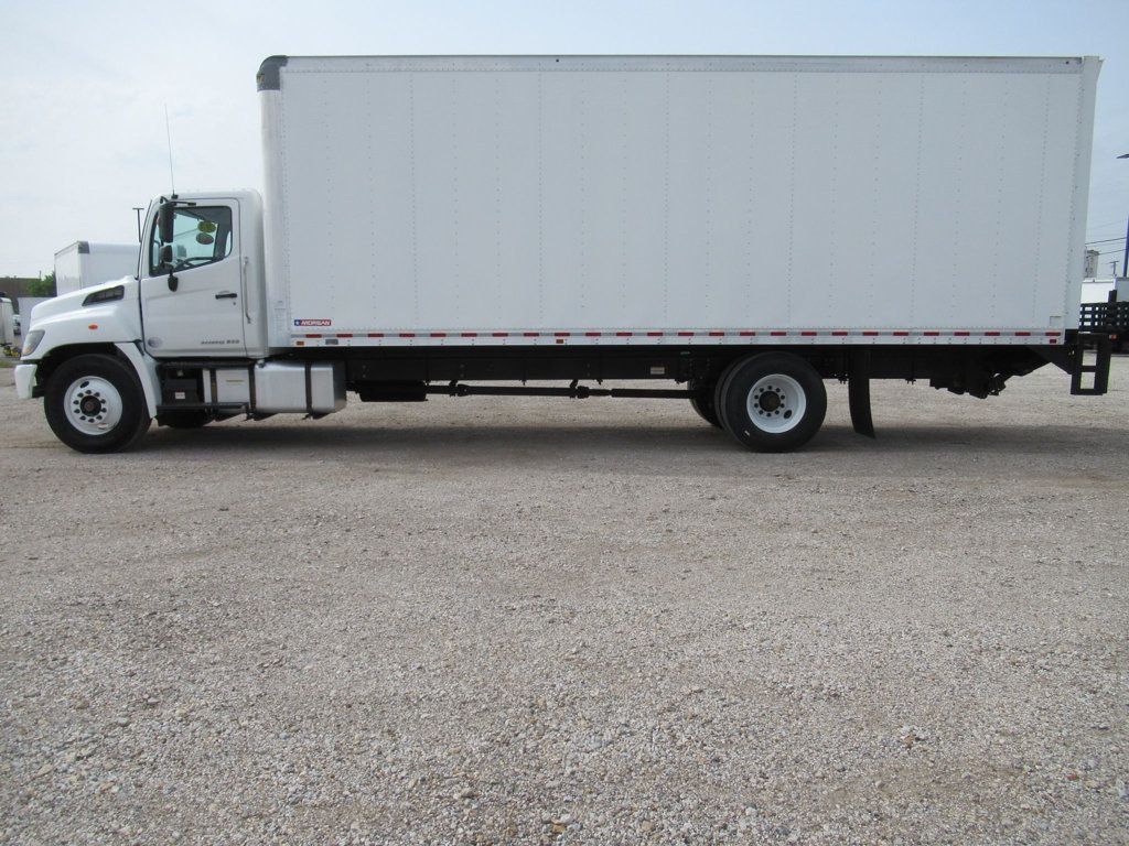 2020 HINO 268 (26ft Box with Lift Gate) - 22413376 - 3