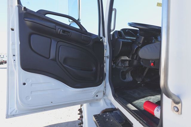 2020 HINO 268 (26ft Box with Lift Gate) - 22972344 - 17