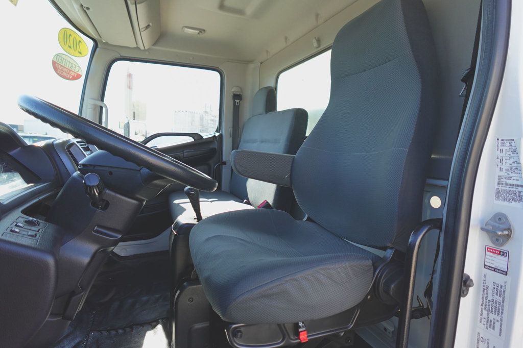 2020 HINO 268 (26ft Box with Lift Gate) - 22972344 - 24