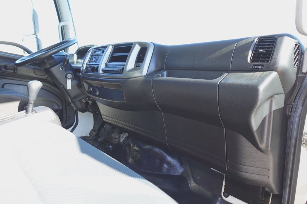 2020 HINO 268 (26ft Box with Lift Gate) - 22972344 - 36