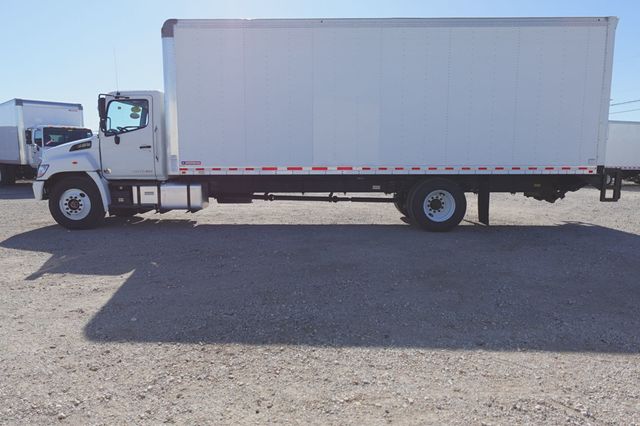 2020 HINO 268 (26ft Box with Lift Gate) - 22972344 - 3