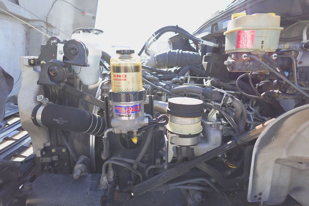 2020 HINO 268 (26ft Box with Lift Gate) - 22972344 - 39