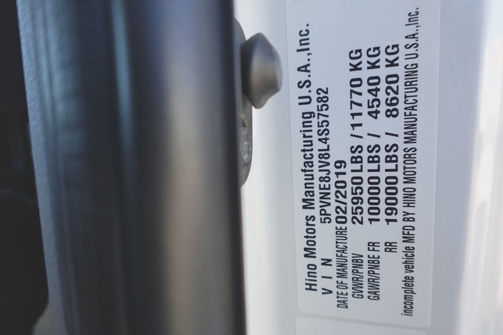 2020 HINO 268 (26ft Box with Lift Gate) - 22972344 - 50