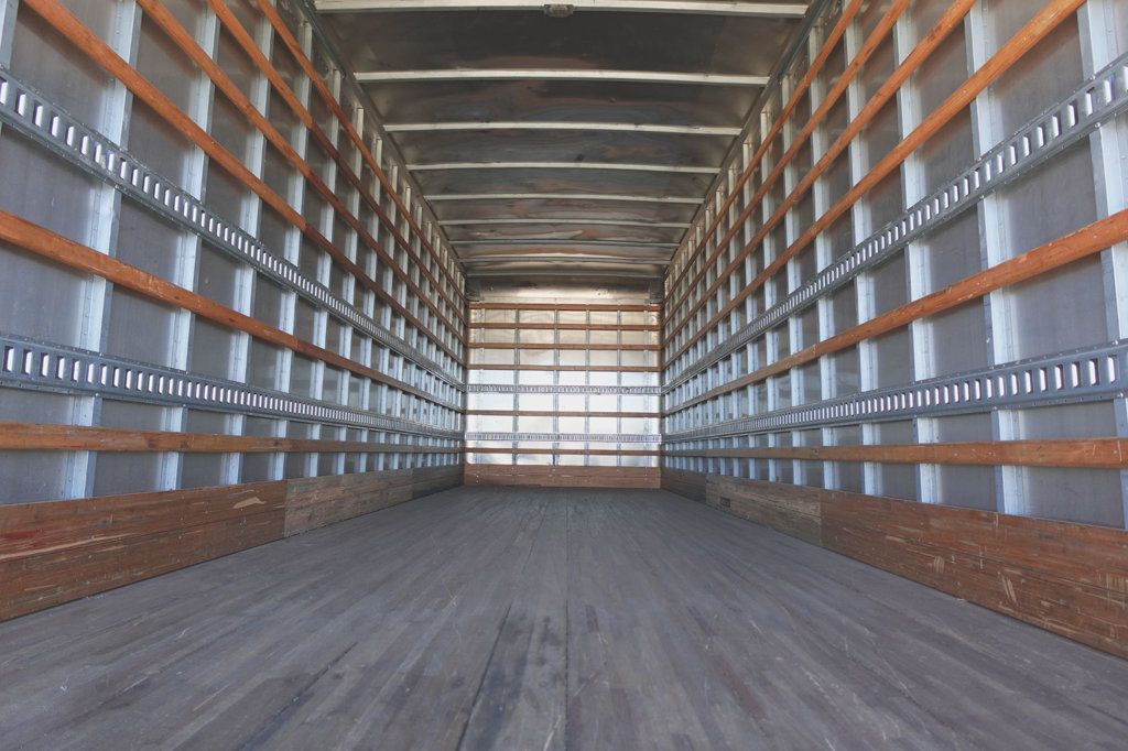 2020 HINO 268 (26ft Box with Lift Gate) - 22973271 - 11