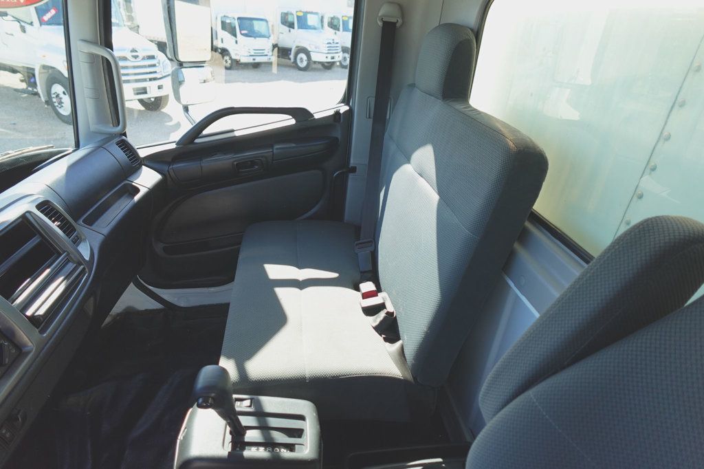 2020 HINO 268 (26ft Box with Lift Gate) - 22973271 - 25