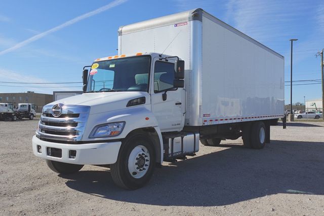 2020 HINO 268 (26ft Box with Lift Gate) - 22973271 - 2