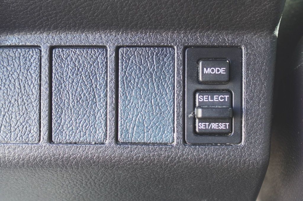 2020 HINO 268 (26ft Box with Lift Gate) - 22973271 - 32