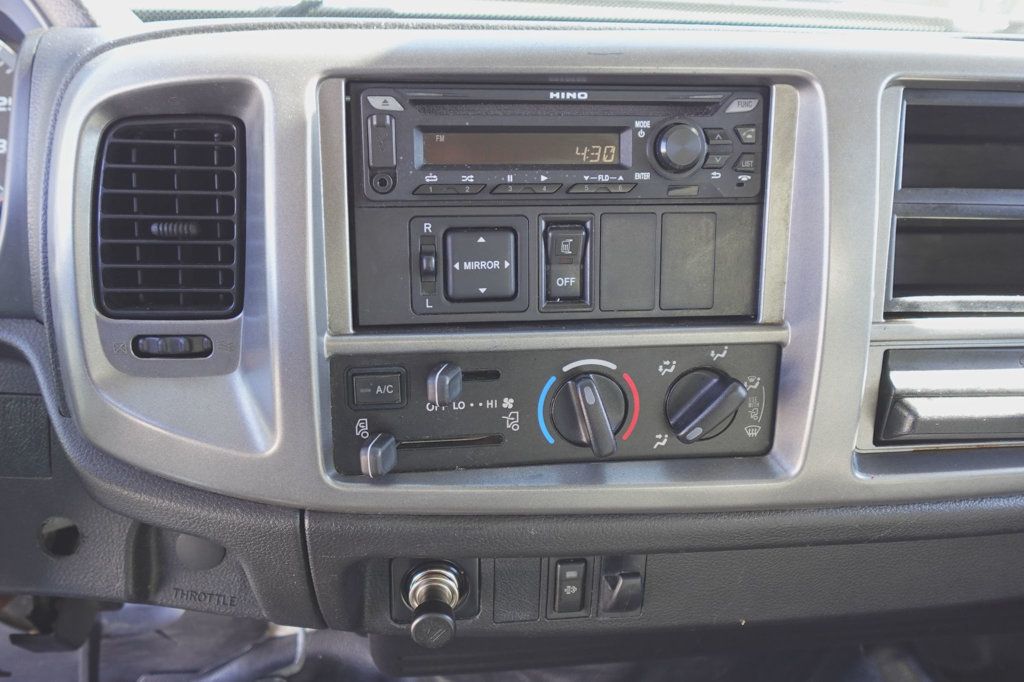 2020 HINO 268 (26ft Box with Lift Gate) - 22973271 - 35