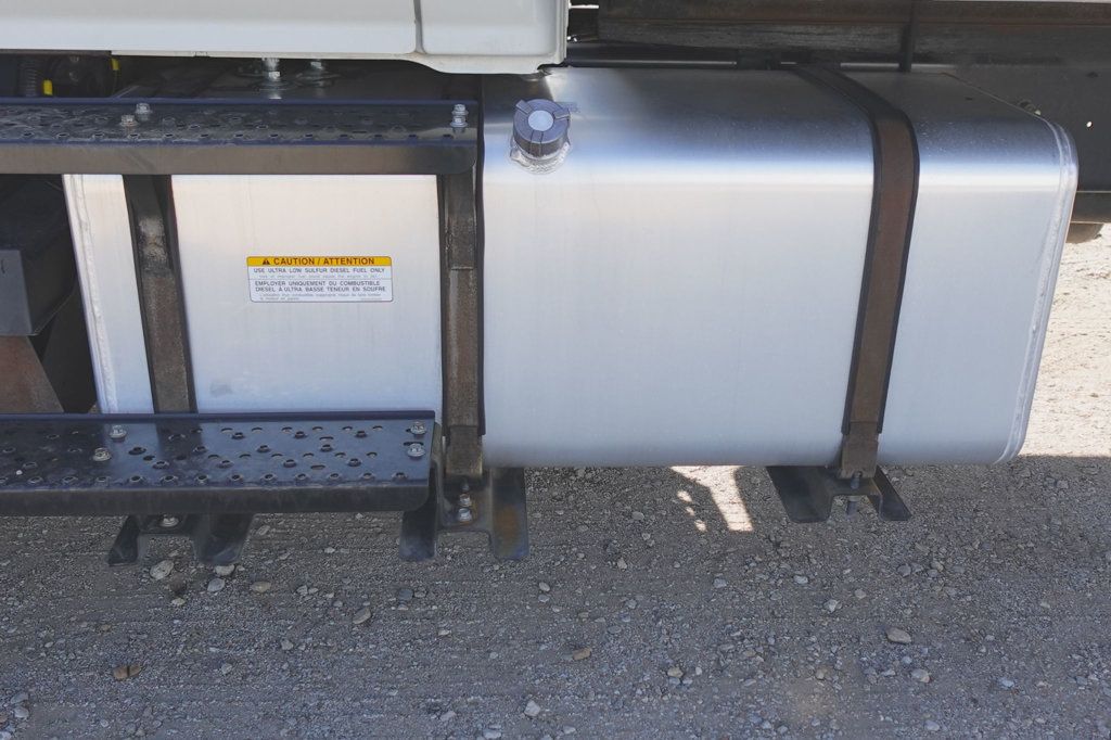 2020 HINO 268 (26ft Box with Lift Gate) - 22973271 - 48