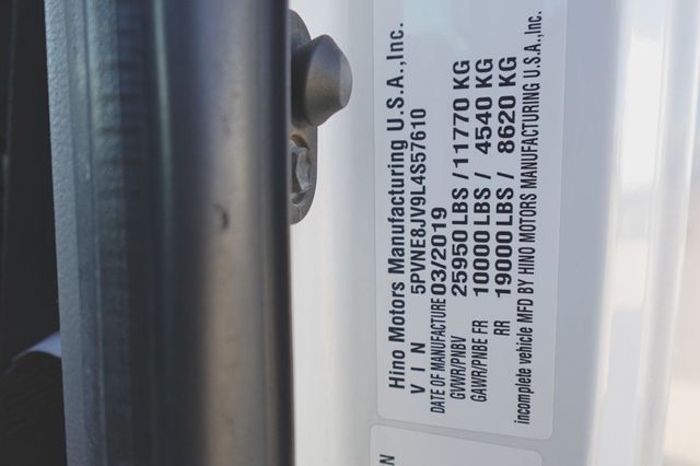 2020 HINO 268 (26ft Box with Lift Gate) - 22973271 - 50