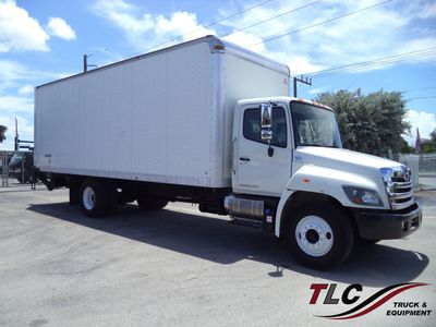 2020 HINO 268A