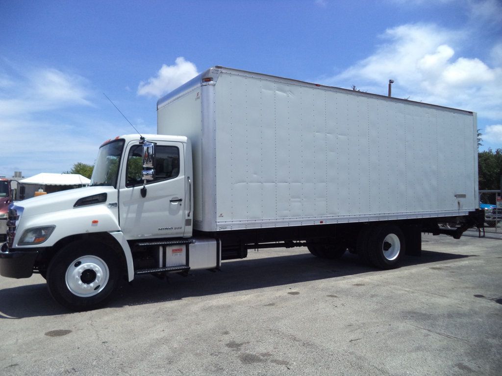 2020 HINO 268A 26ft Dry Freight Box Truck Moving Truck With Liftgate - 23063807 - 2