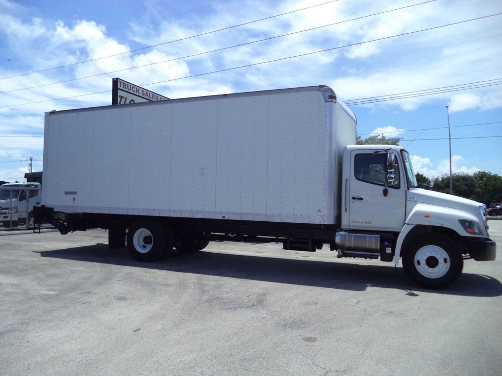 2020 HINO 268A 26ft Dry Freight Box Truck Moving Truck With Liftgate - 23063807 - 5