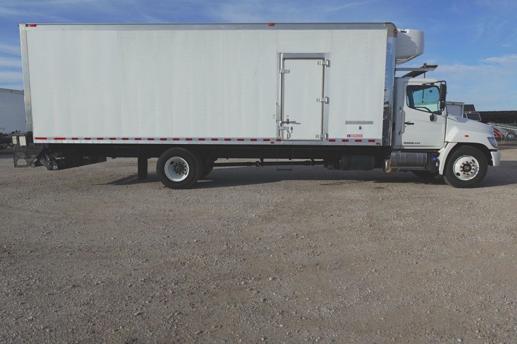 2020 HINO 338D (28ft Reefer with Gate) - 22739379 - 6