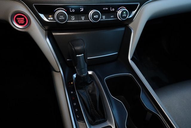 2020 HONDA Accord Sedan LX 1.5T CVT - 22973408 - 27