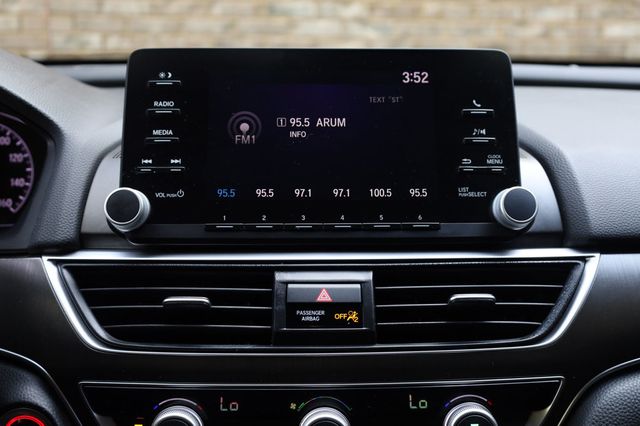 2020 Honda Accord Sedan LX 1.5T CVT - 22925227 - 35