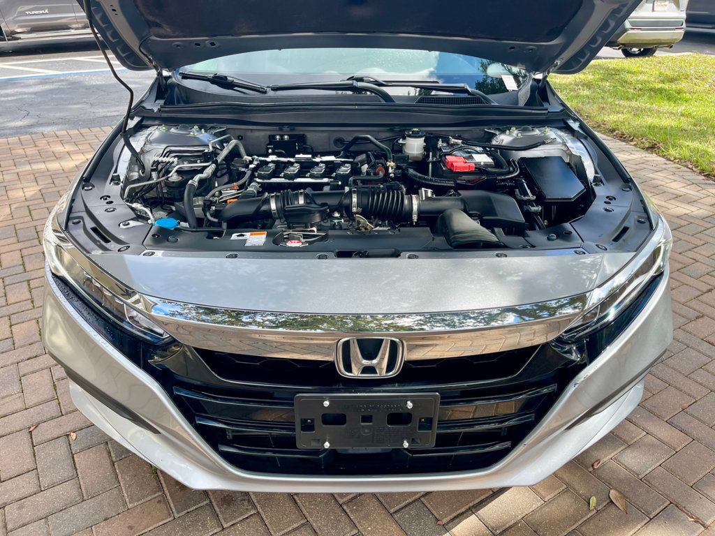 2020 Honda Accord LX 1.5T photo 15