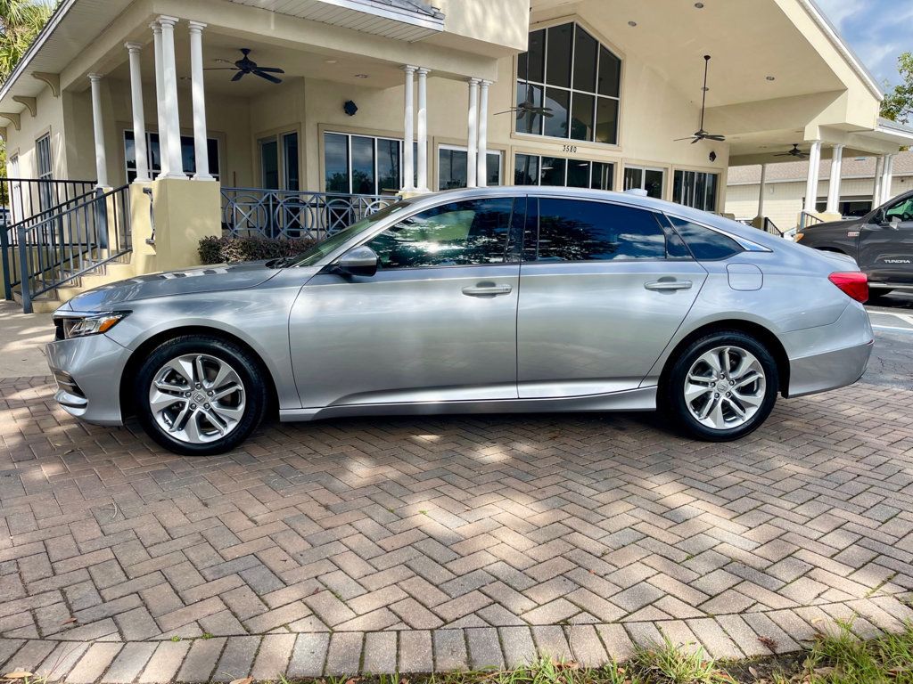 2020 Honda Accord LX 1.5T photo 2