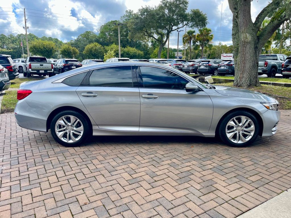 2020 Honda Accord LX 1.5T photo 6