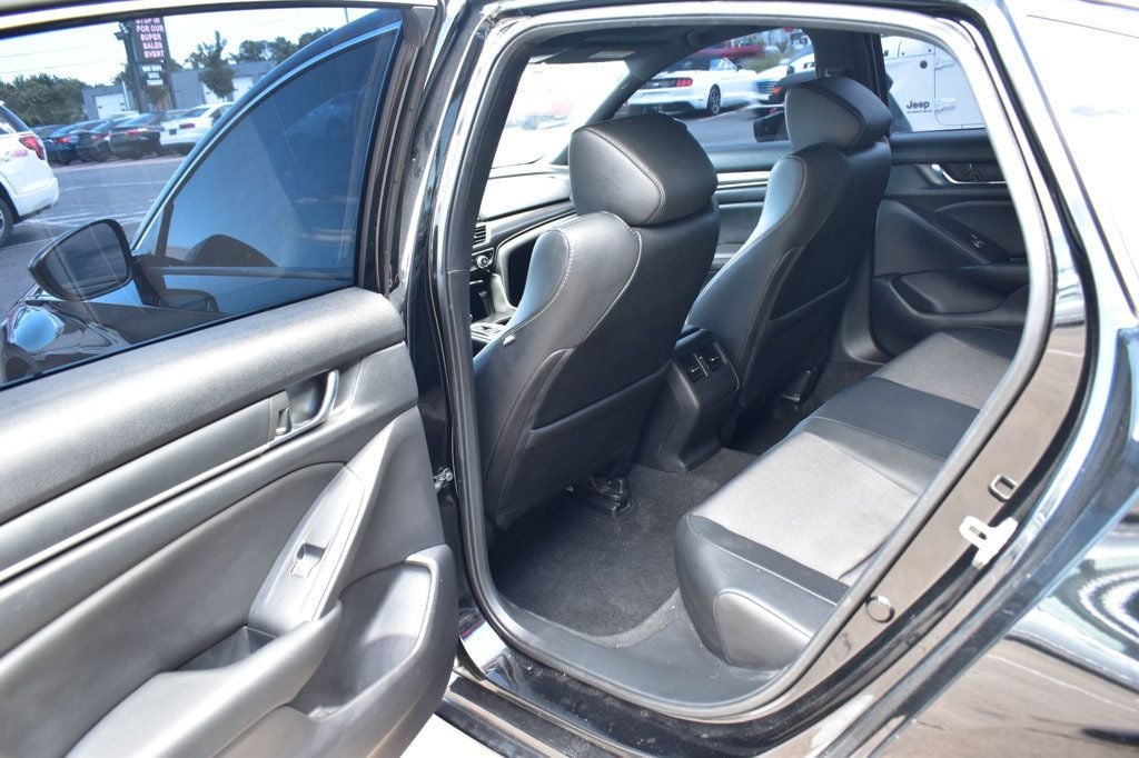 2020 Honda Accord Sedan Sport 2.0T Automatic - 23078989 - 19