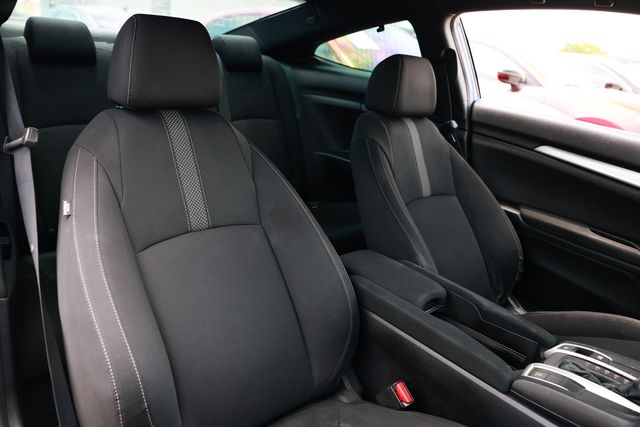 2020 Honda Civic Coupe LX CVT - 23016567 - 18