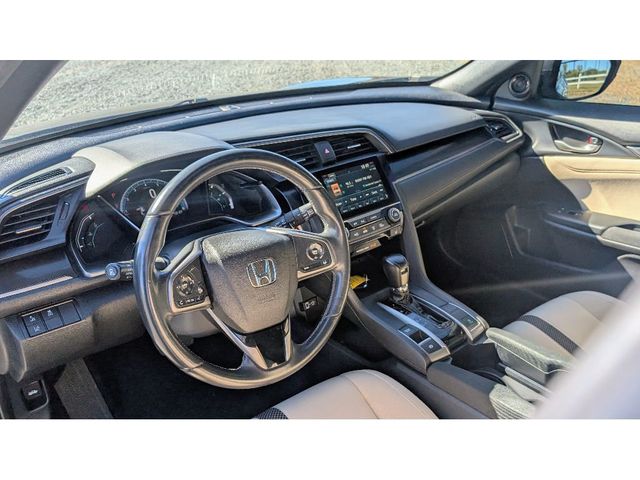 2020 Honda Civic Hatchback EX CVT - 22929377 - 18