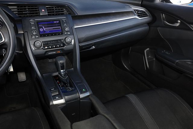 2020 HONDA Civic Hatchback LX CVT - 23044249 - 19