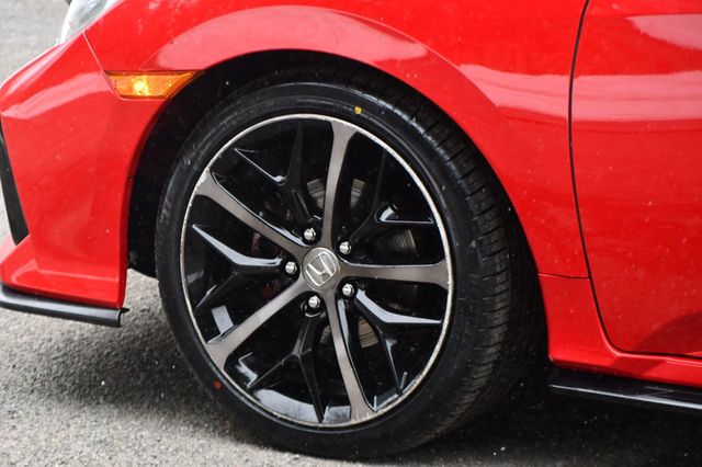 2020 Honda Civic Hatchback Sport CVT - 22971821 - 11