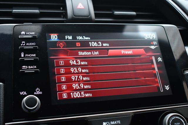 2020 Honda Civic Hatchback Sport CVT - 22971821 - 30