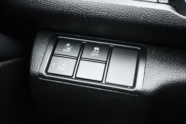 2020 Honda Civic Hatchback Sport CVT - 22971821 - 32