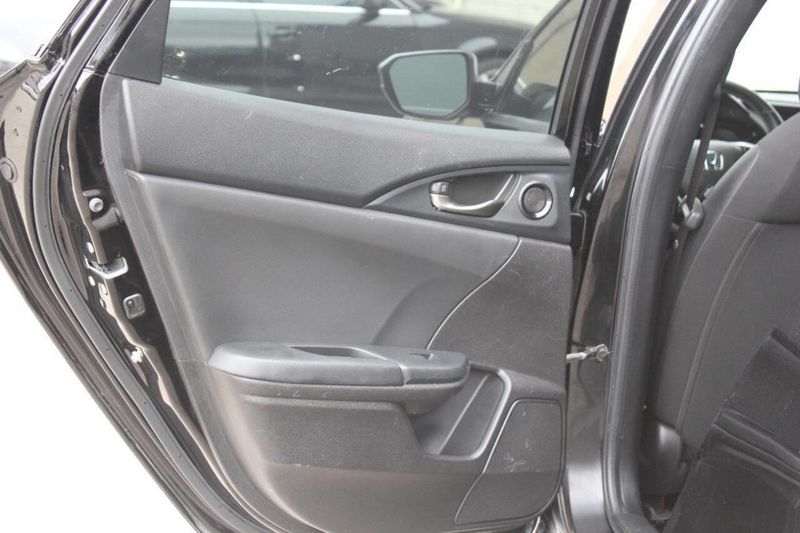 2020 Honda Civic Hatchback Sport CVT - 22887050 - 10