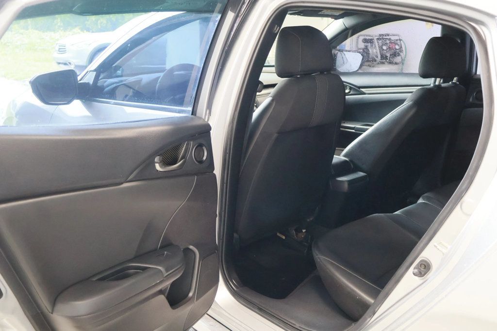 2020 Honda Civic Sport Hatchback photo 22