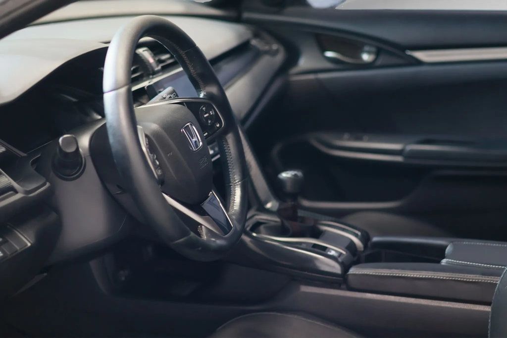 2020 Honda Civic Sport Hatchback photo 9