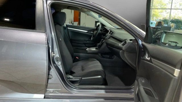 2020 Honda Civic Sedan LX CVT - 22981197 - 11