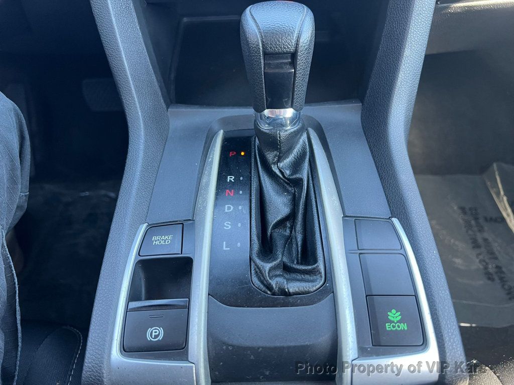 2020 Honda Civic Sedan LX CVT - 22942635 - 11