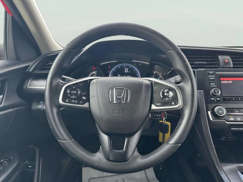 2020 Honda Civic Sedan LX CVT - 23045968 - 18